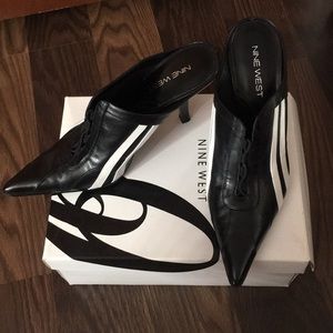 Nine West black and white stripe slip on heel